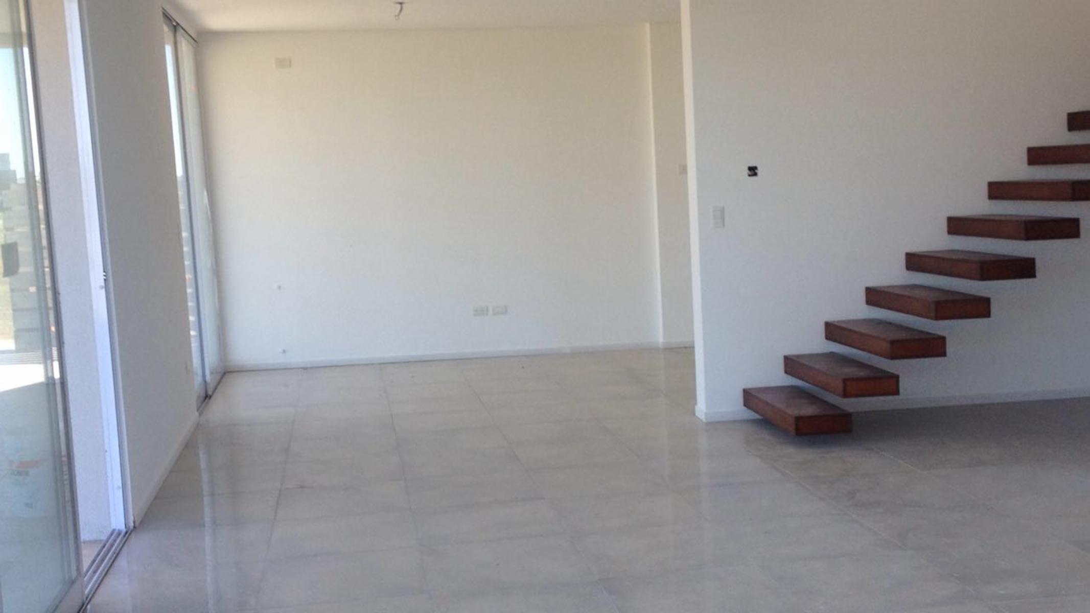 Casa en venta - El Cantón - Barrio Puerto - Countries y Barrios Cerrados Escobar - A ESTRENAR  - LOTE CENTRAL - 2 PLANTAS · Escobar — foto 3