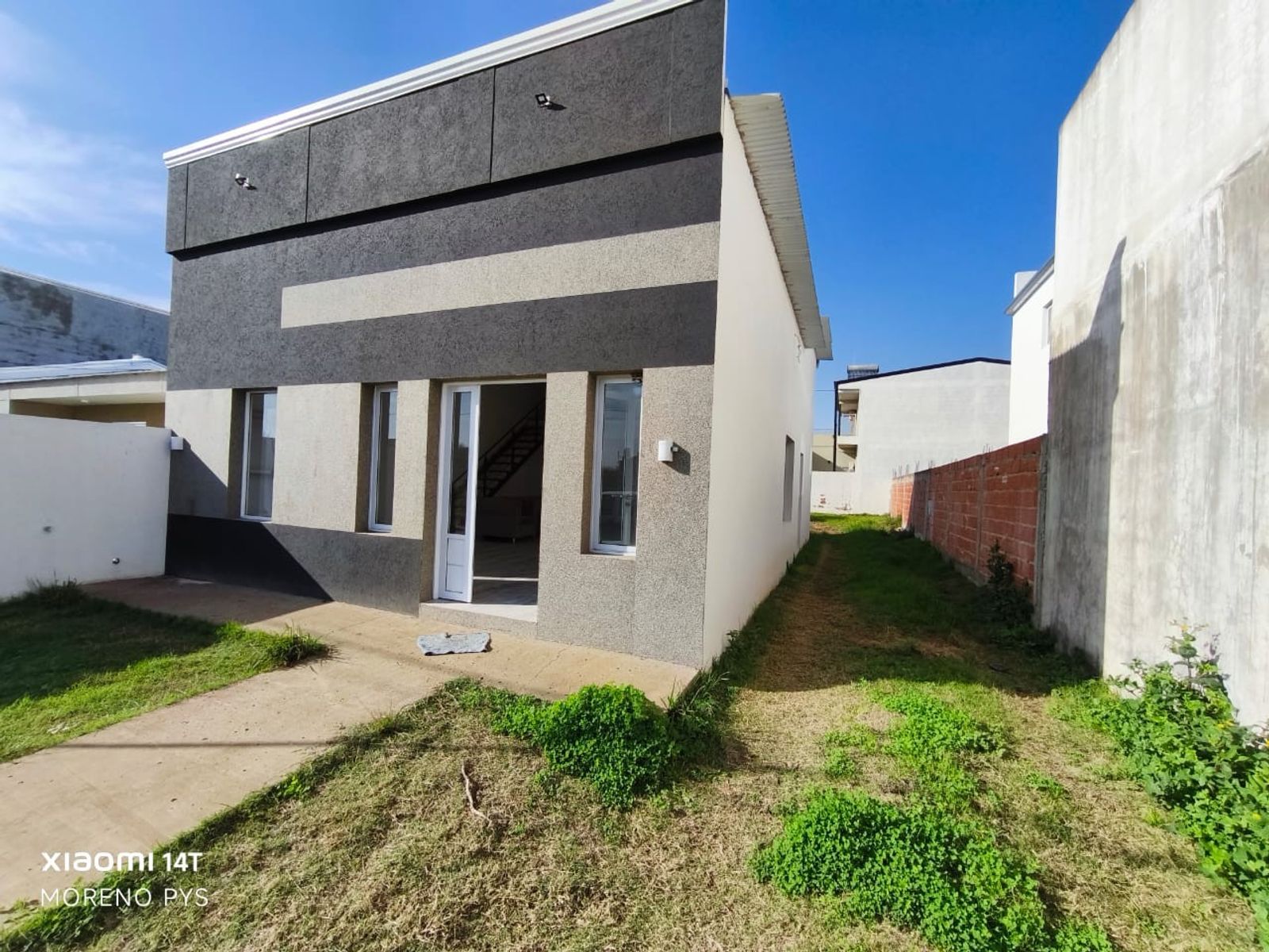 HERMOSA CASA de CONCEPTO ABIERTO en VENTA - SAN JOSE (ER)