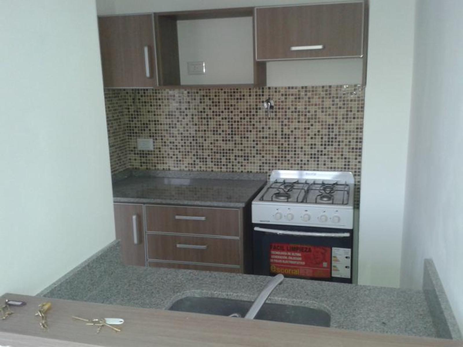 TRIUNVIRATO 4800 · Tres De Febrero — foto 6
