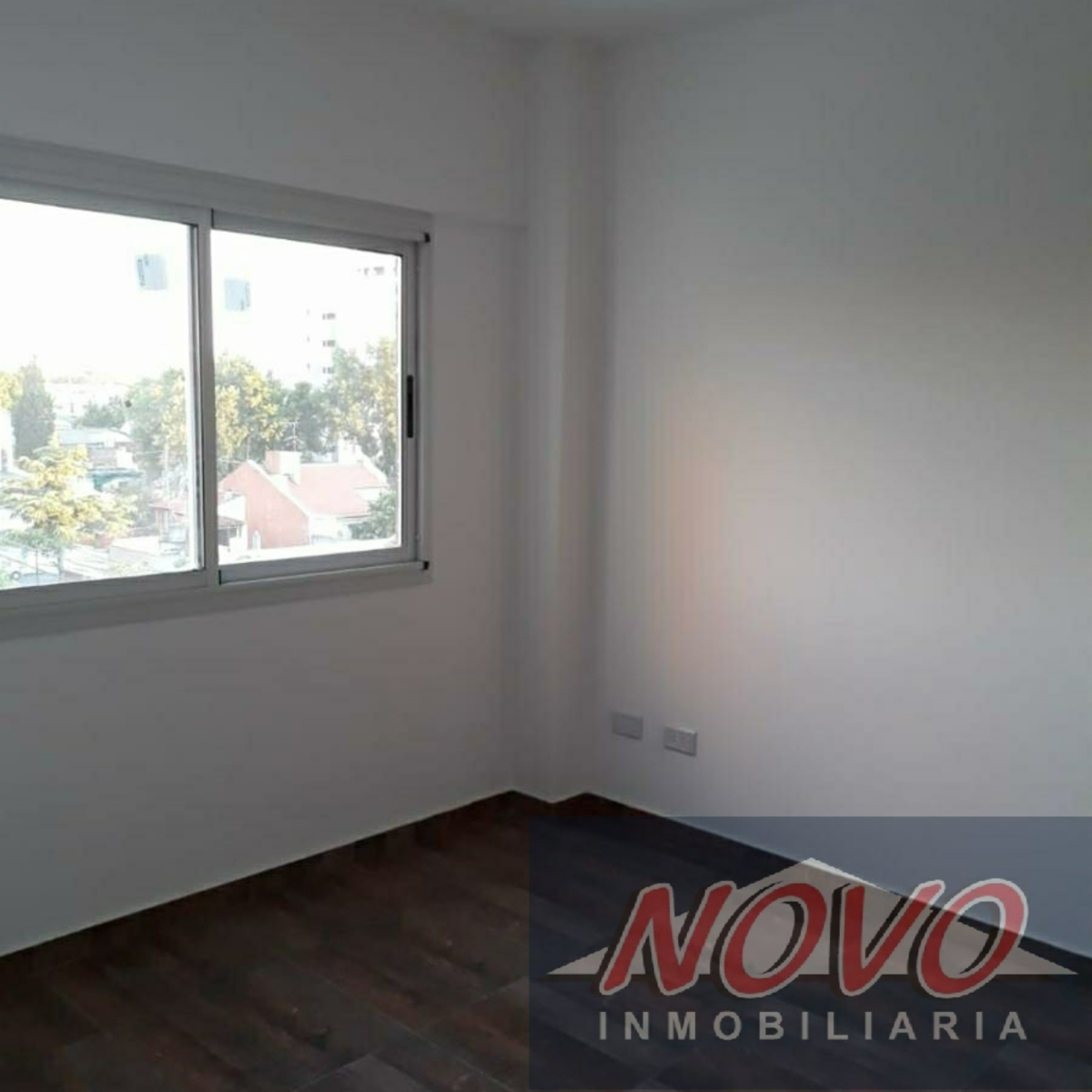 Ministro brin 3688 · Lanús — foto 8