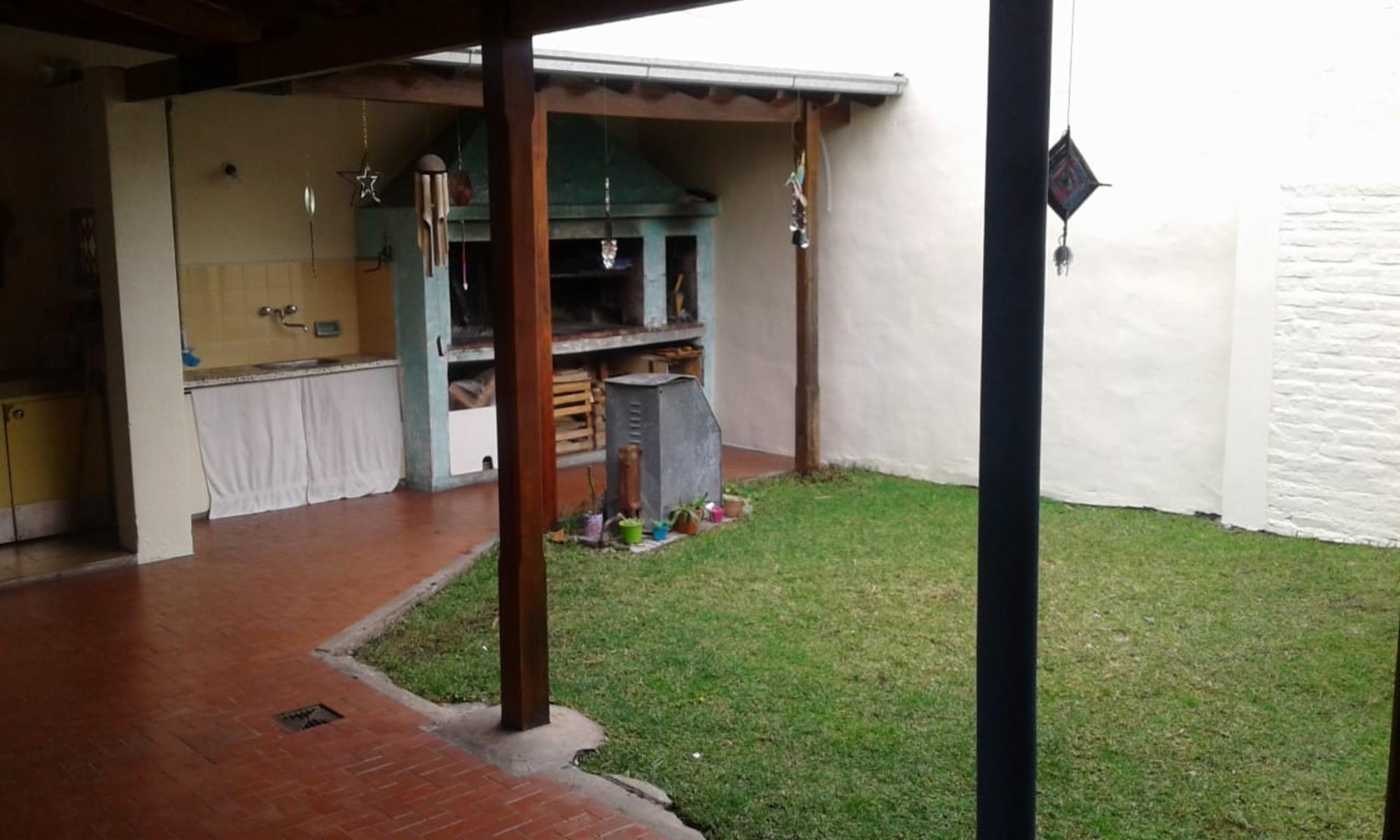 La Tribuna 1290 · Morón — foto 12