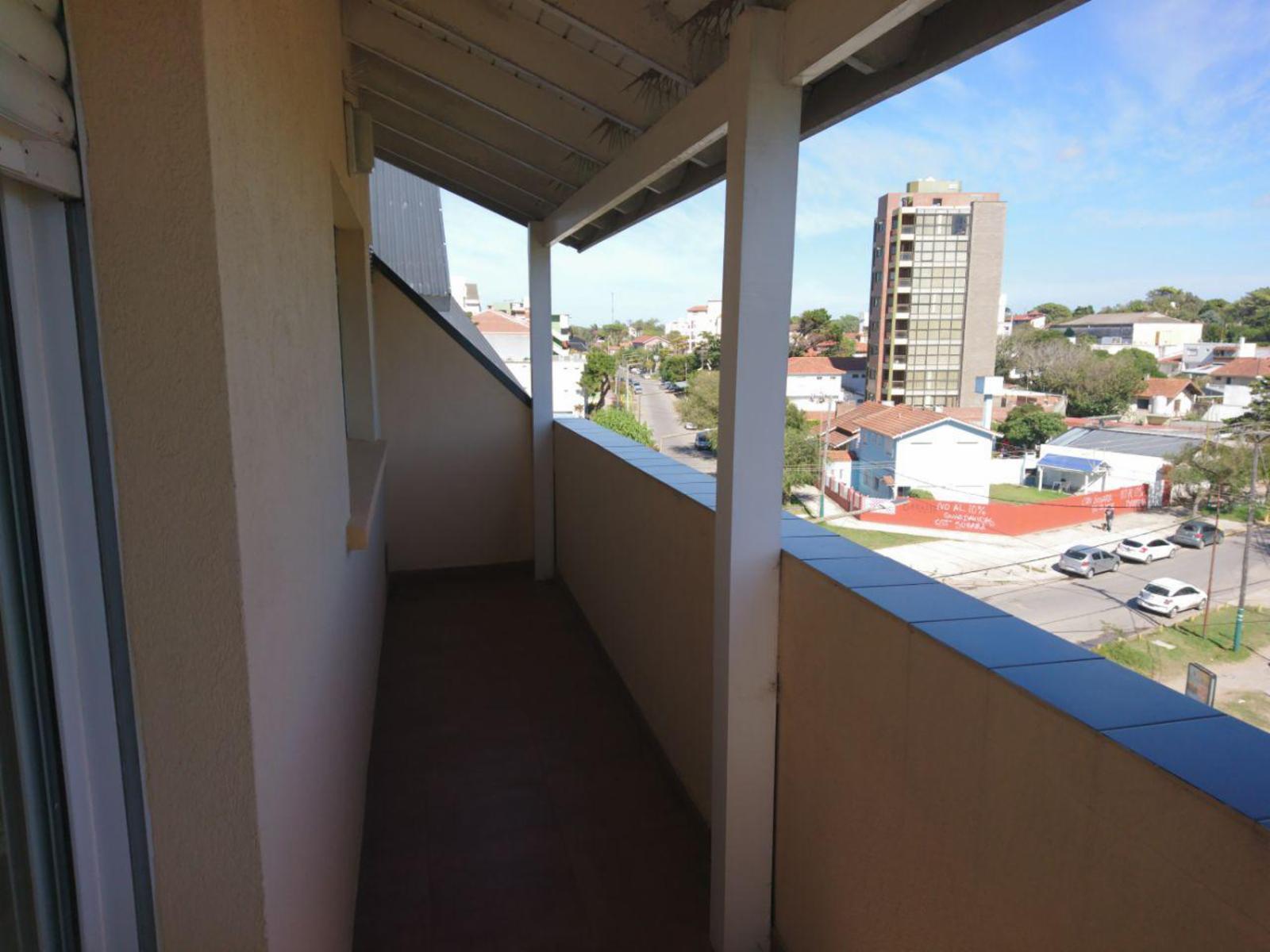Avenida 2 · Villa Gesell — foto 7