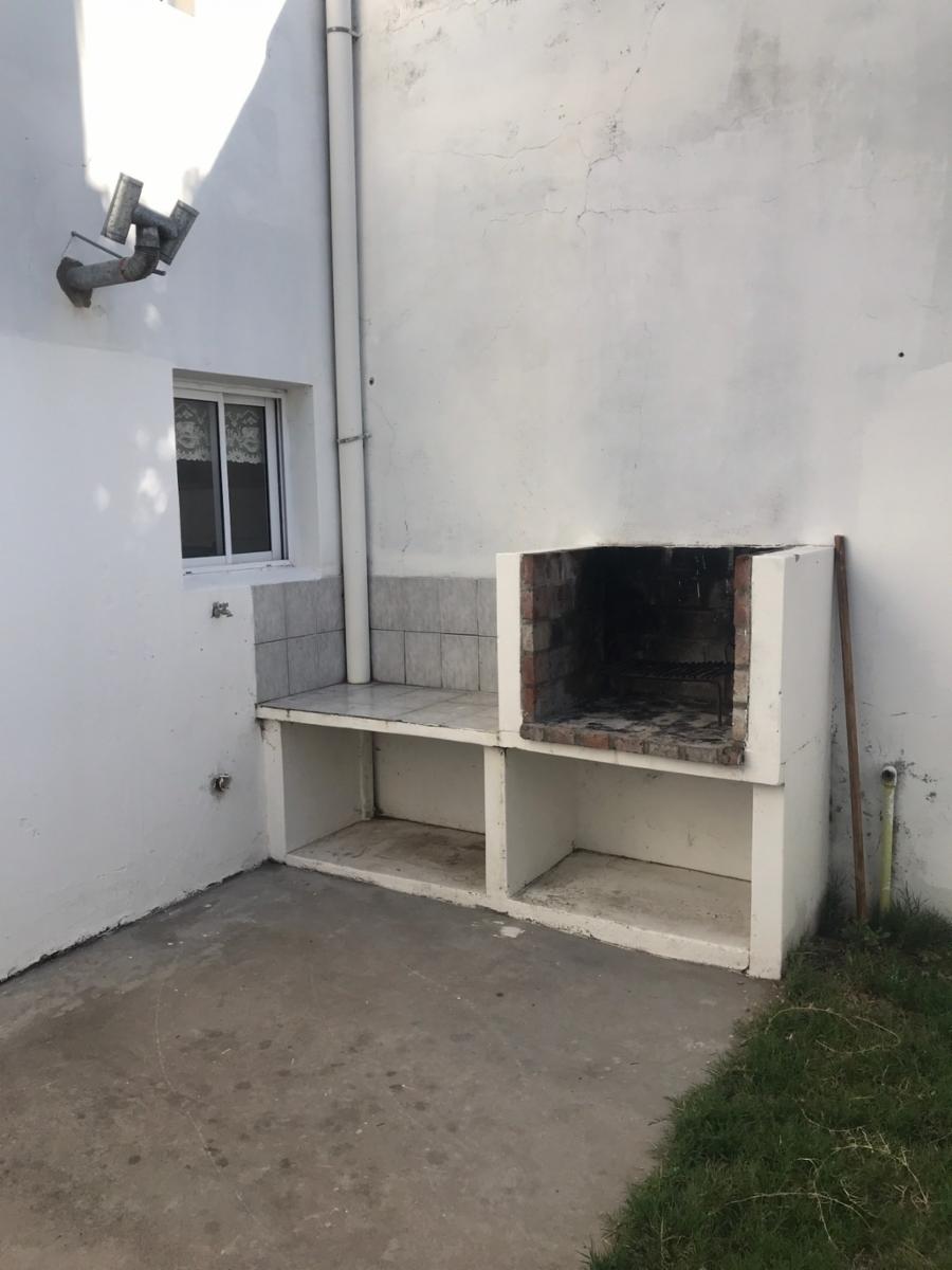 alfonsin 443 · Monte Hermoso — foto 11