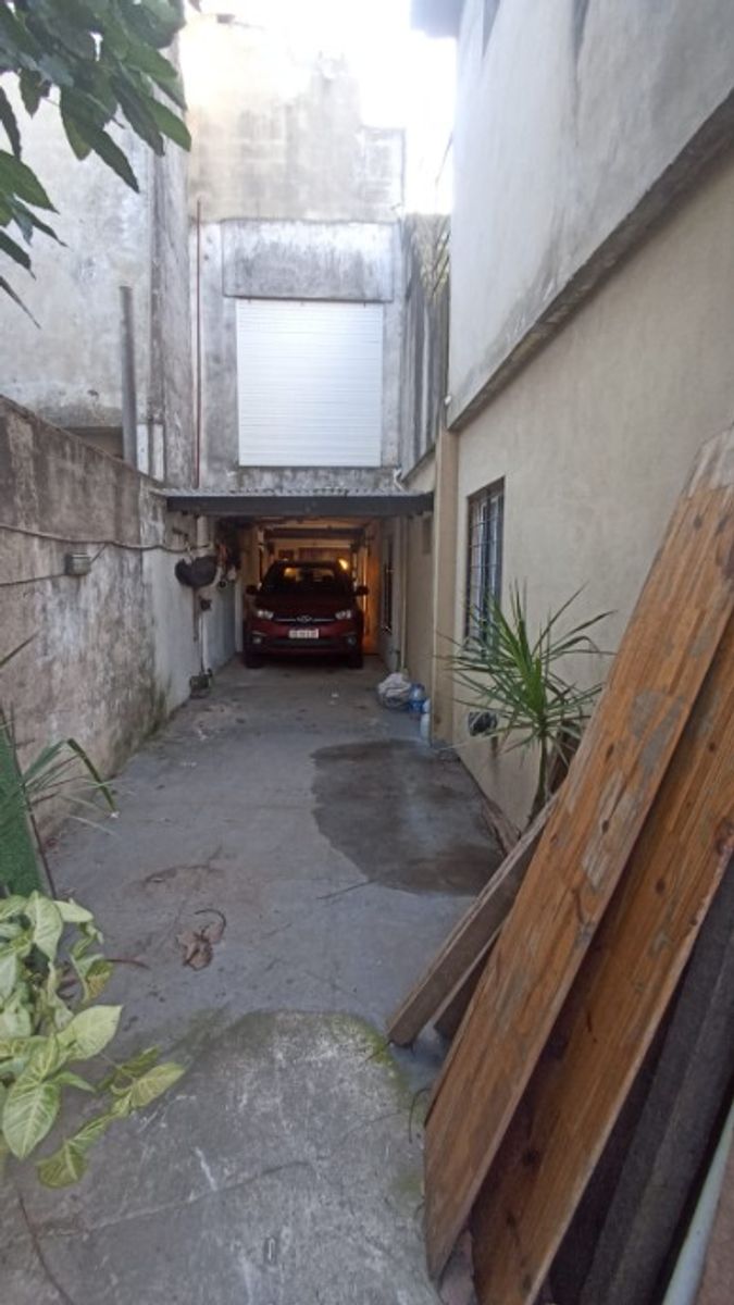 Tres Arroyos 968 · Morón — foto 51