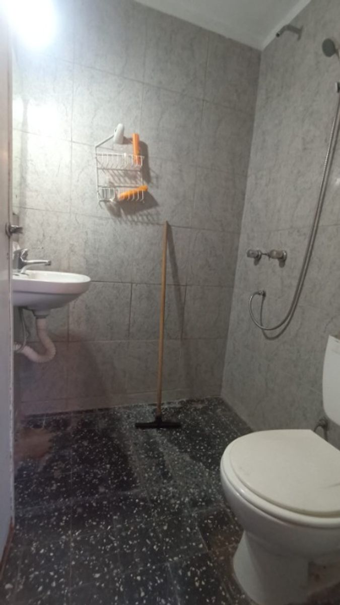 Tres Arroyos 968 · Morón — foto 53