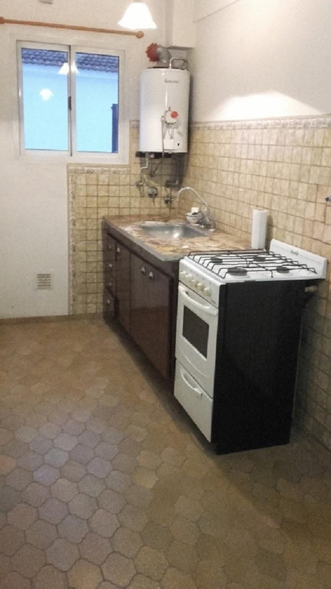 Alquiler de departamento de dos ambientes en Adrogué