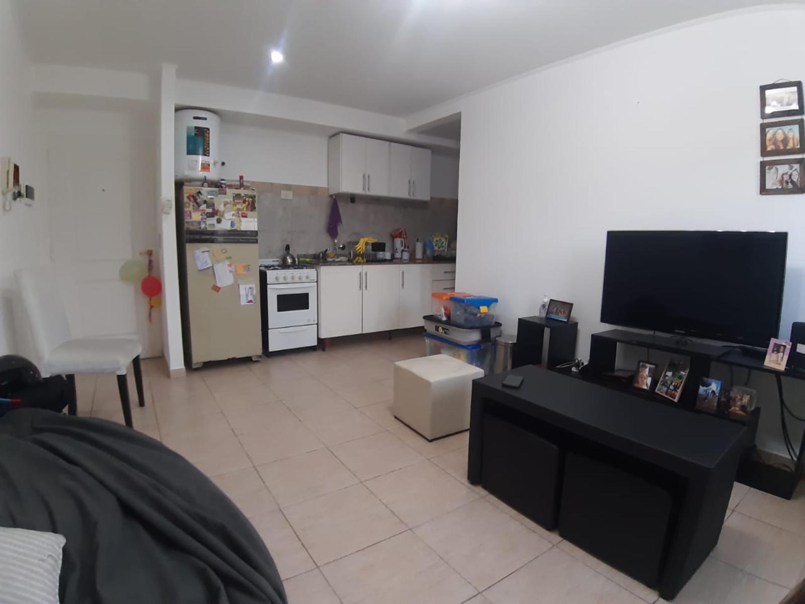 PARAGUAY 685 · Morón — foto 6