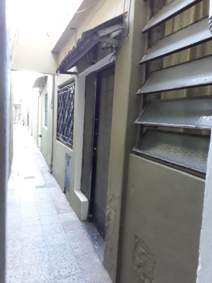 LAVALLOL 1400 · Lanús — foto 3