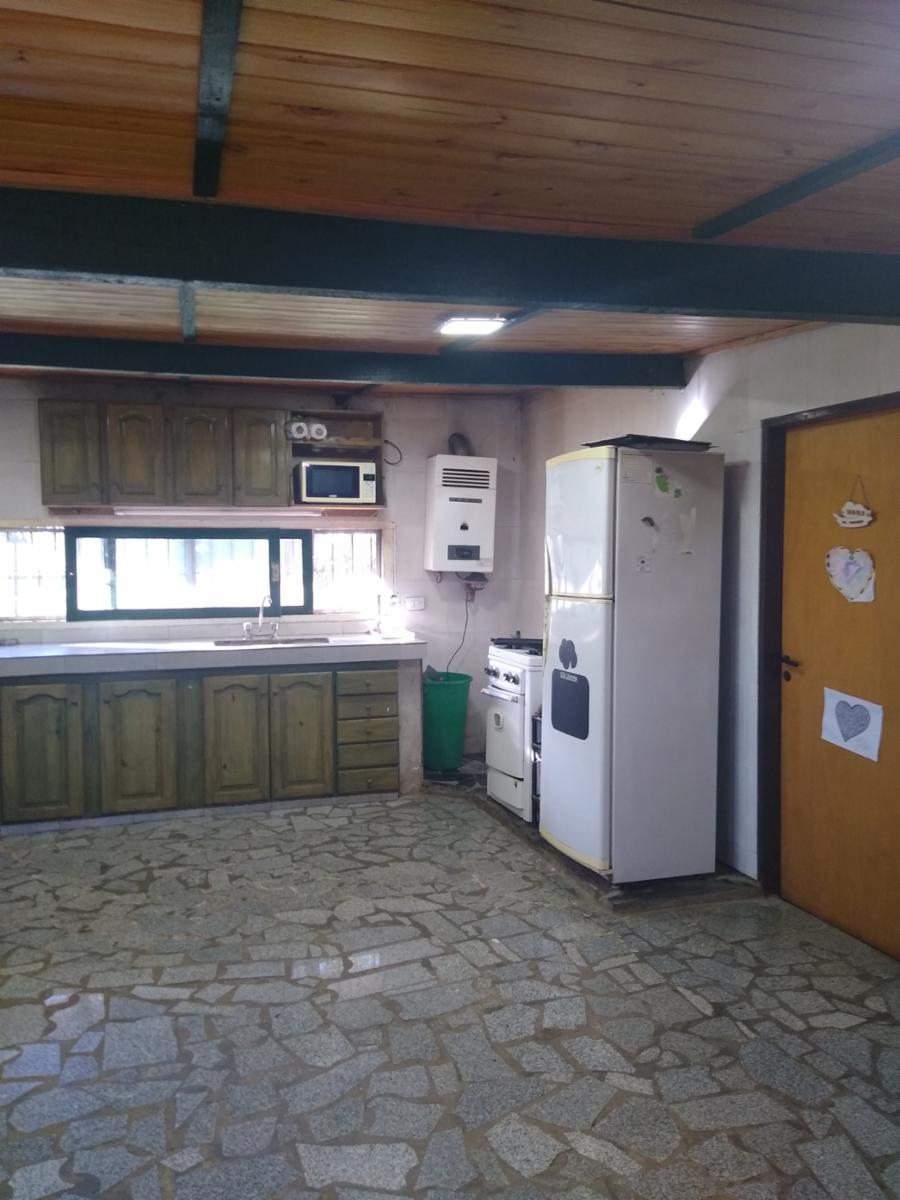 avenida j.r.godoy  3103 · Florencio Varela — foto 6