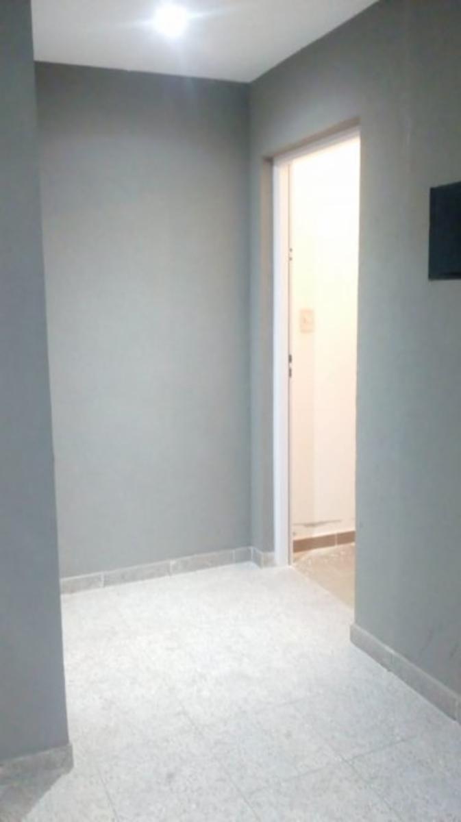 MARIANO MORENO 2061 · Esteban Echeverría — foto 4
