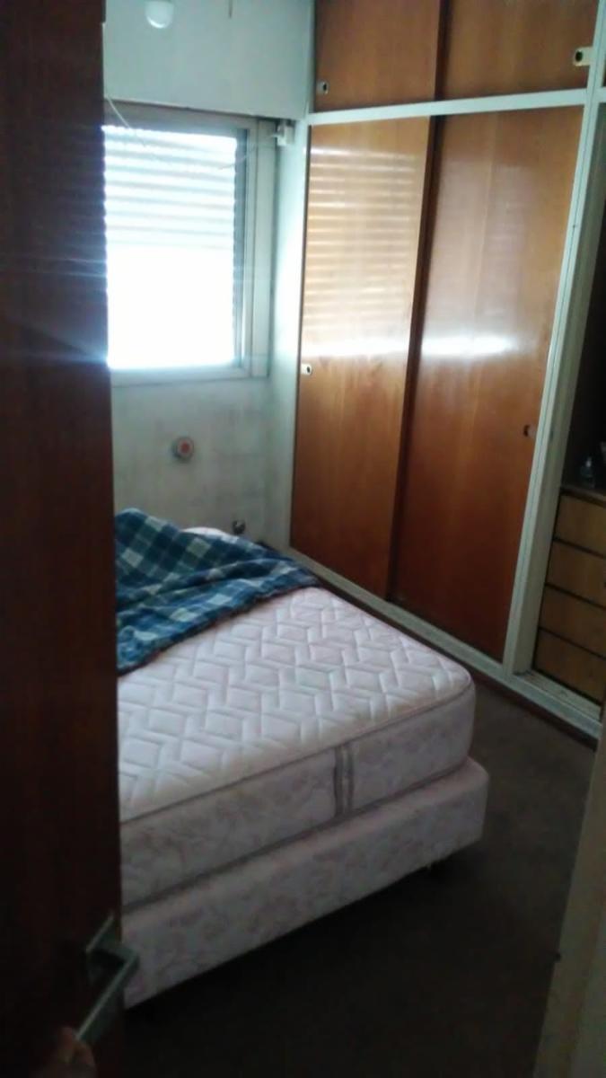TUYUTI 2652 · Lanús — foto 19