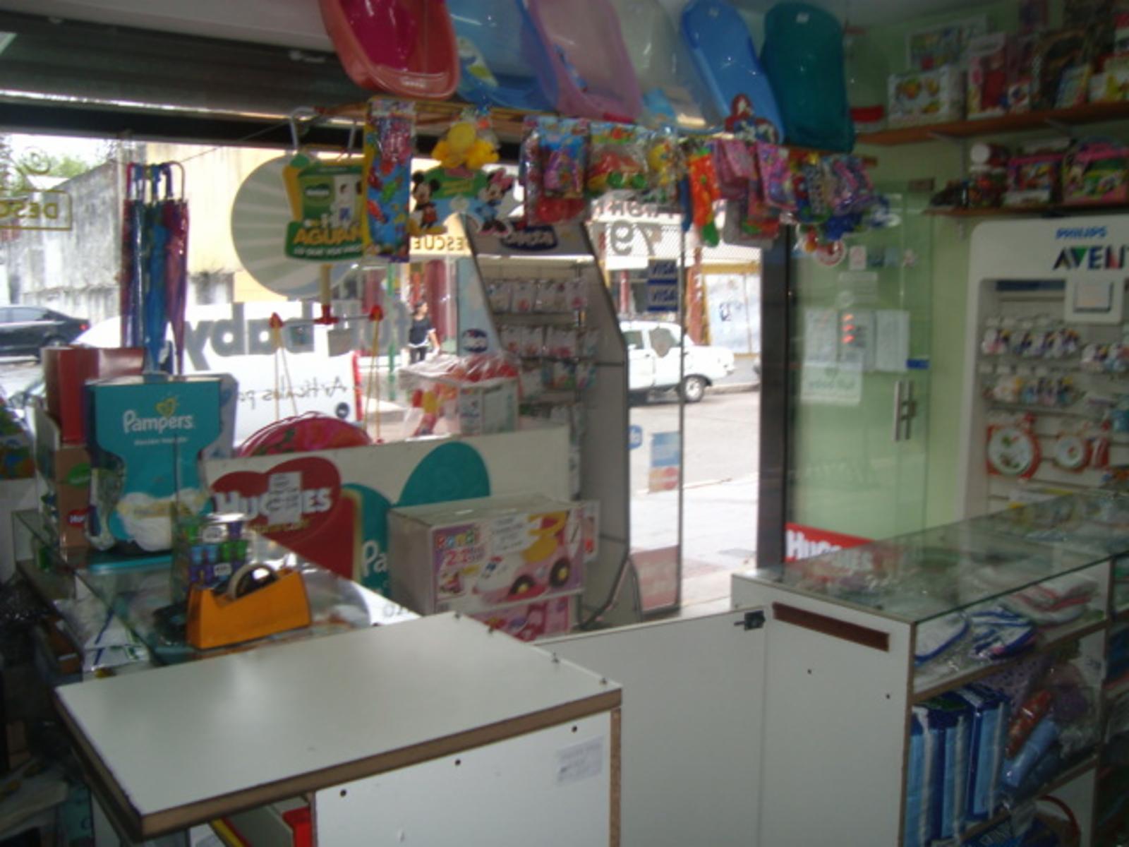ALSINA 700 · Almirante Brown — foto 3