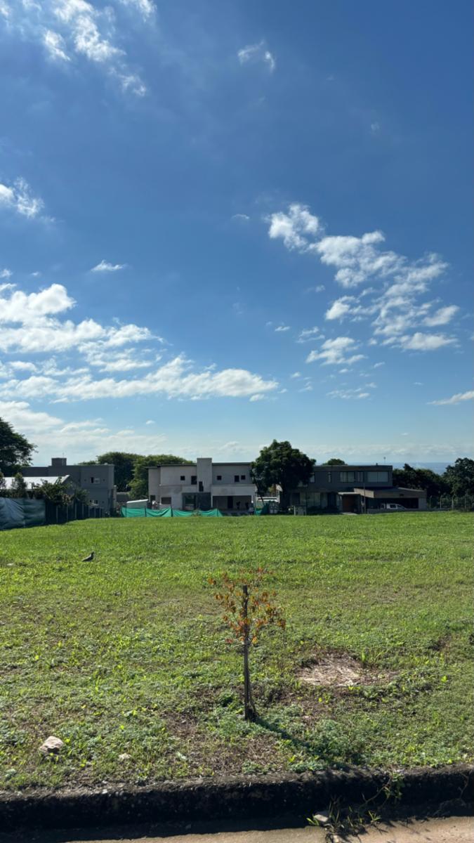 EN VENTA LOTE CENTRAL EN BARRIO CERRADO IANUA CAELLI · Yerba Buena — foto 4