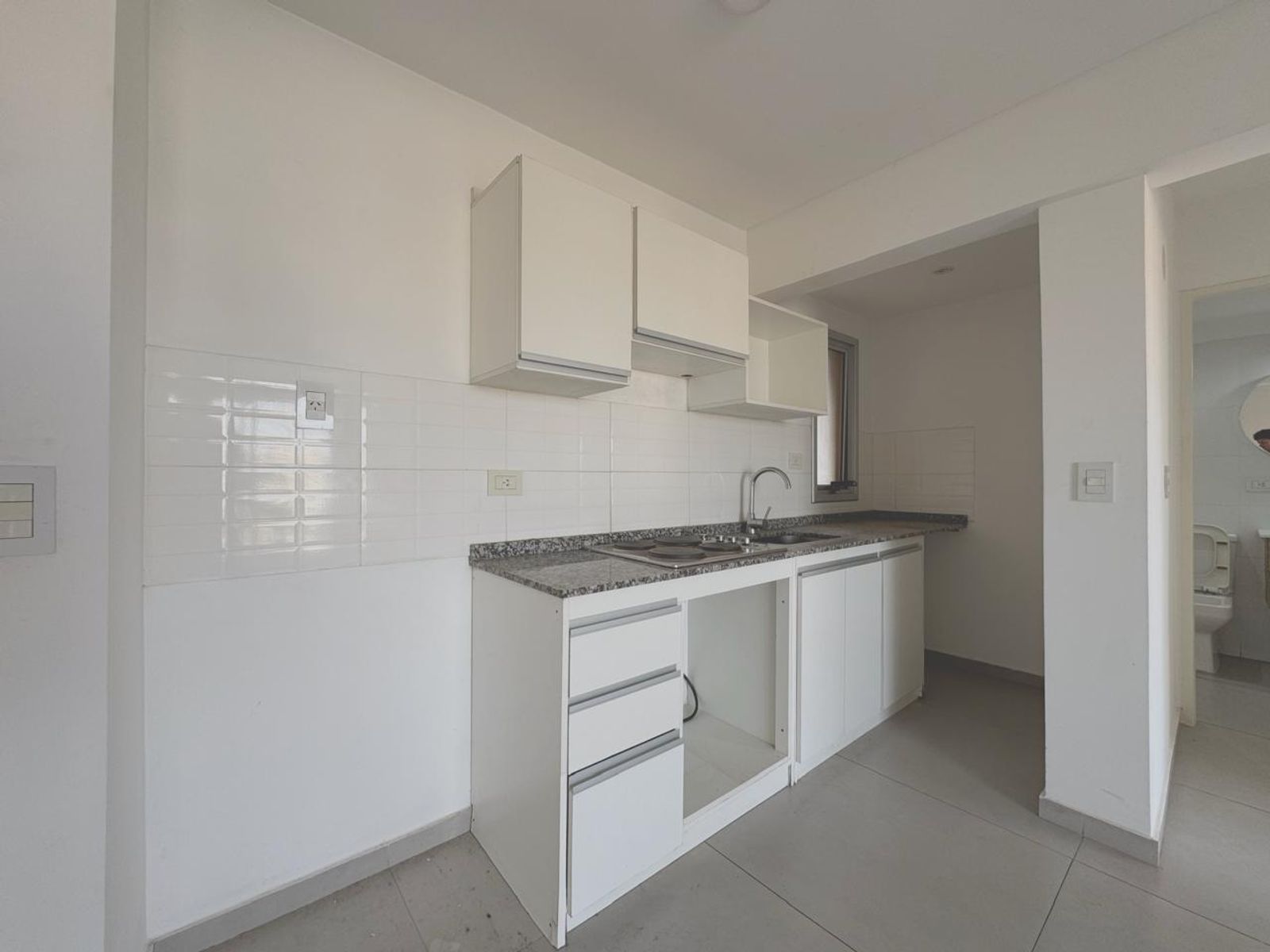 La Roche 561 · Morón — foto 11
