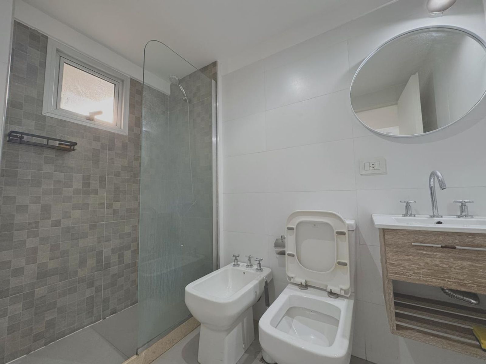 La Roche 561 · Morón — foto 6