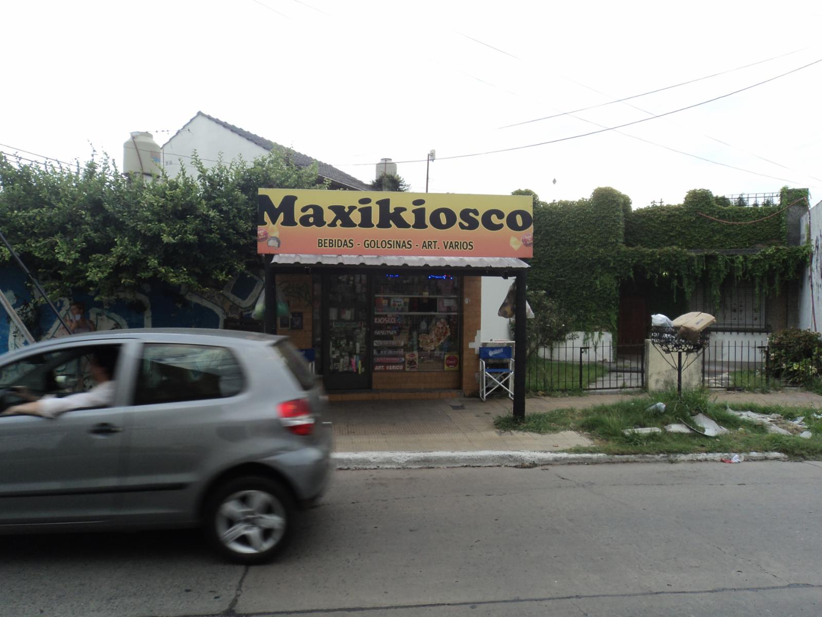 J. M. Paz 610 · Ituzaingó — foto 3