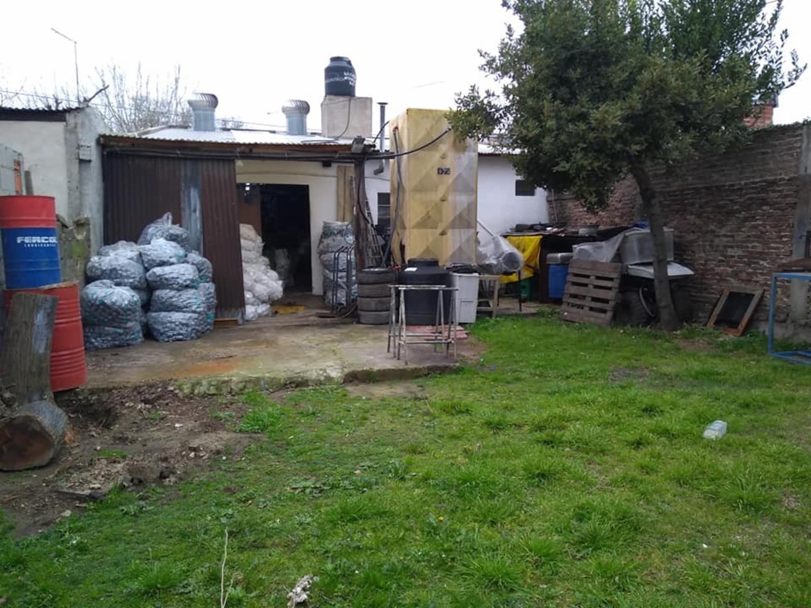 E.DEL CAMPO 1237 · Quilmes — foto 6