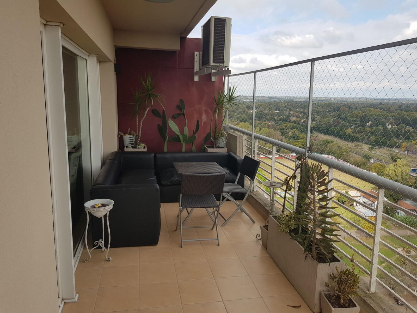 Departamento de 3 Amb en Excelente Edificio