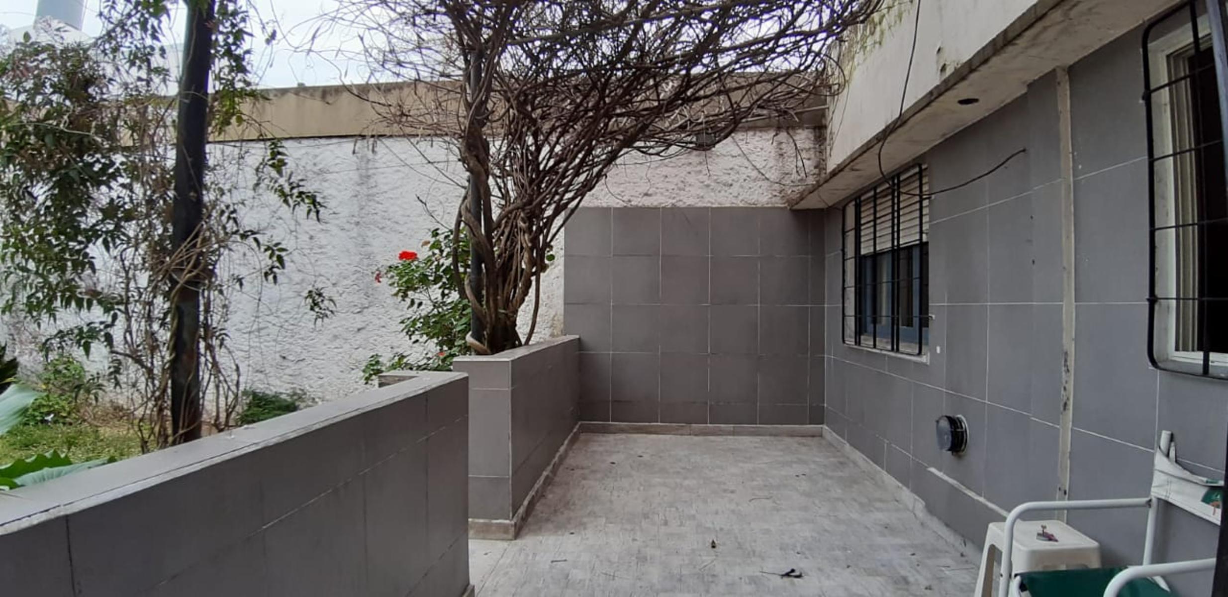 CARLOS GARDEL 1182 · Morón — foto 14