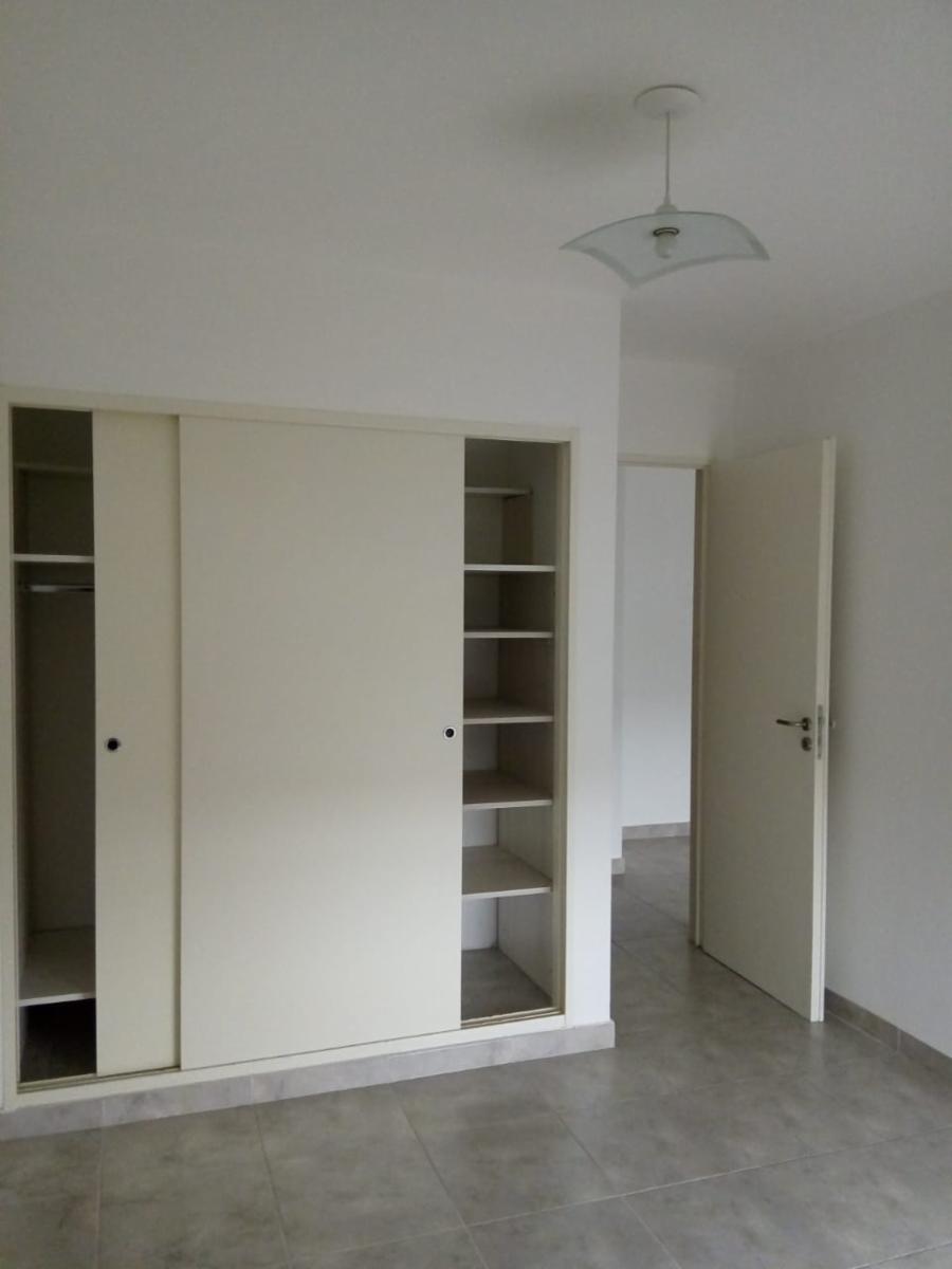 Rep. Oriental del Uruguay 800 · Morón — foto 11