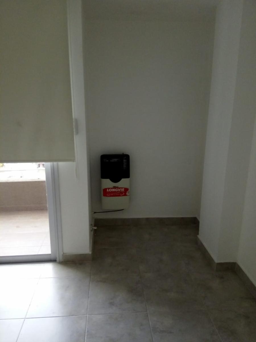 Rep. Oriental del Uruguay 800 · Morón — foto 9