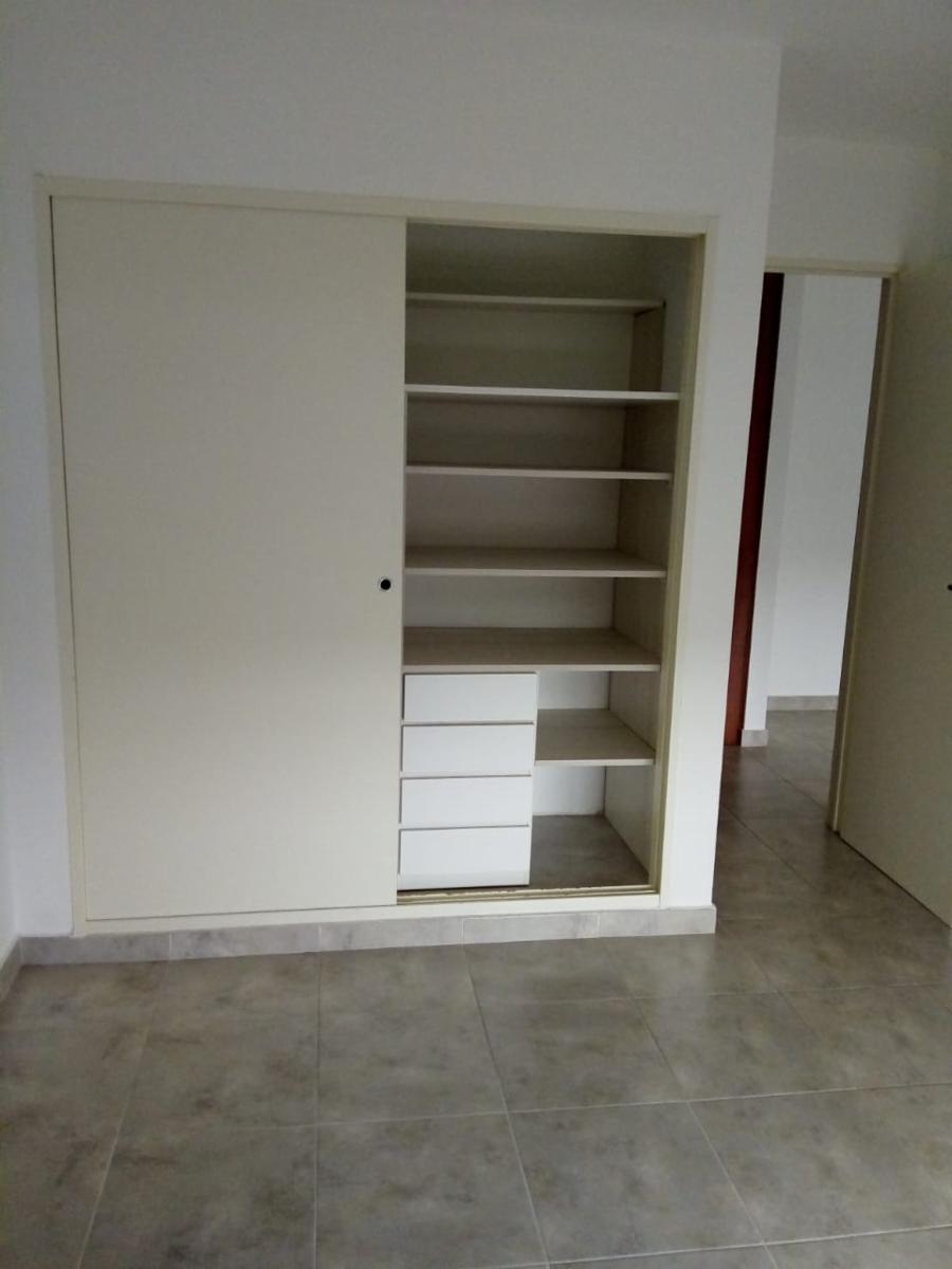 Rep. Oriental del Uruguay 800 · Morón — foto 10