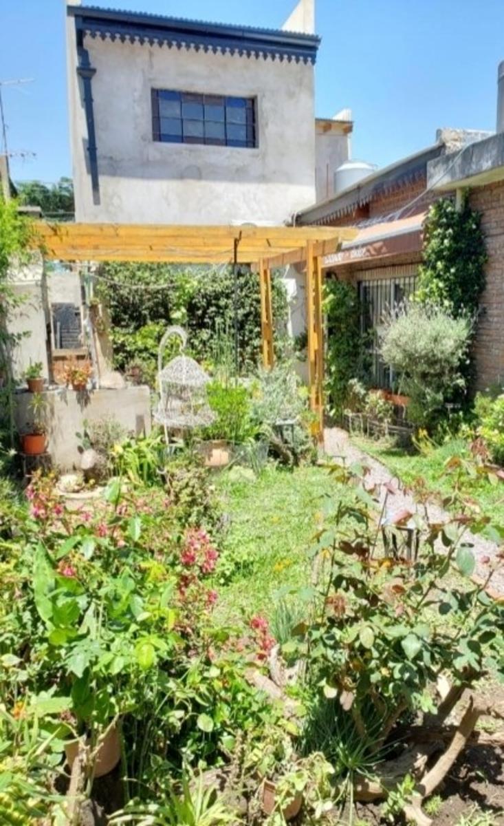 Levene 115 E/ Echeverria y Barabino · Merlo — foto 23