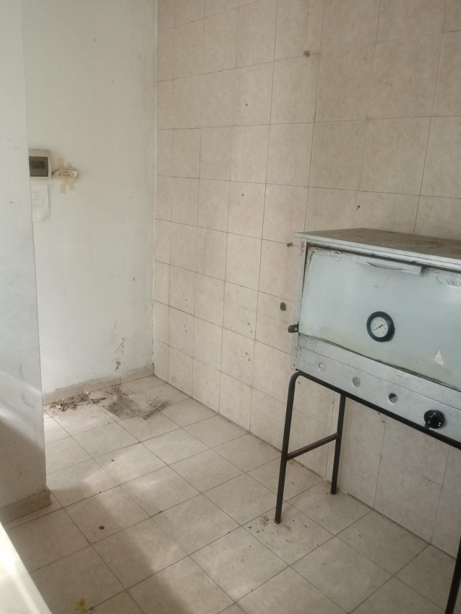 HIPOLITO YRIGOYEN 3200 · La Matanza — foto 14