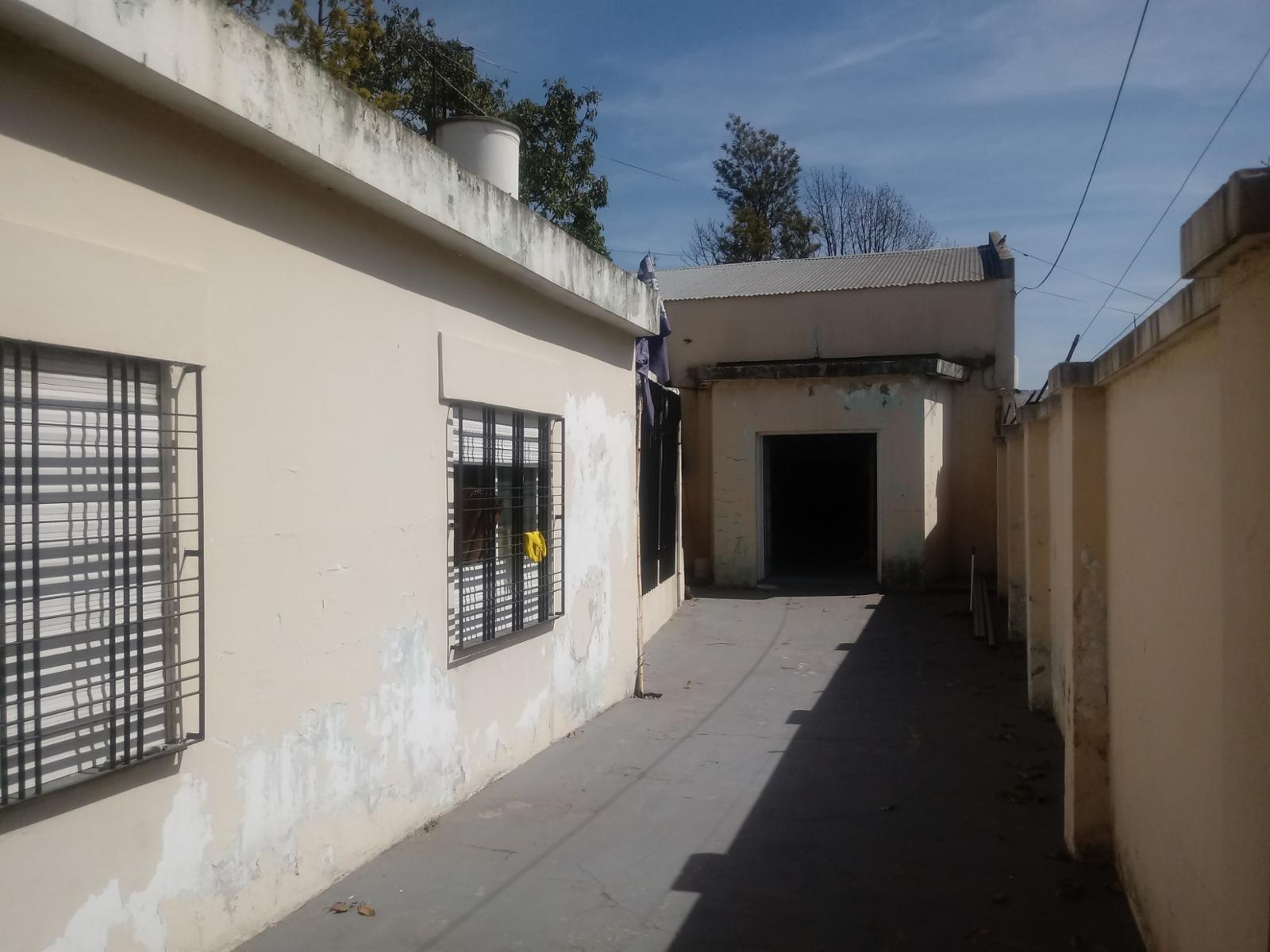 HIPOLITO YRIGOYEN 3200 · La Matanza — foto 15
