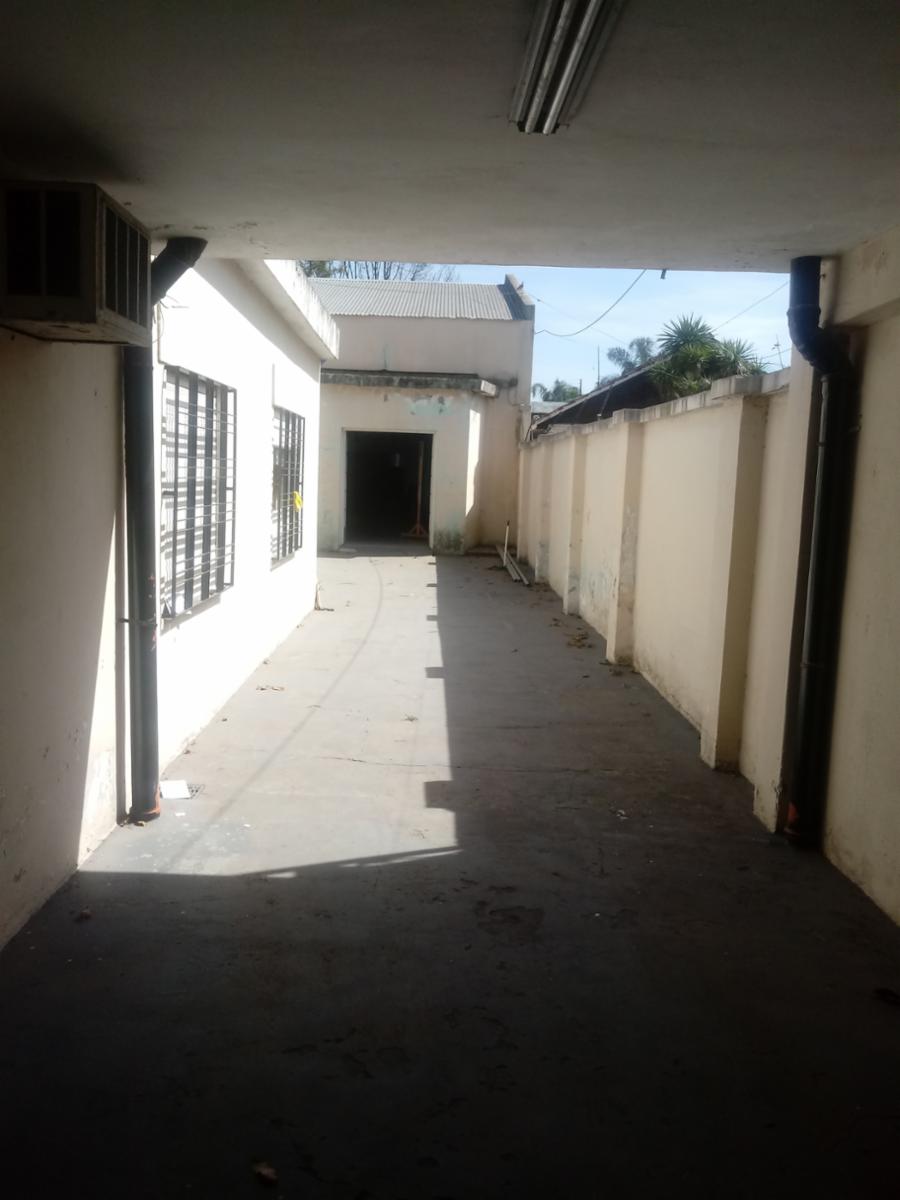 HIPOLITO YRIGOYEN 3200 · La Matanza — foto 20
