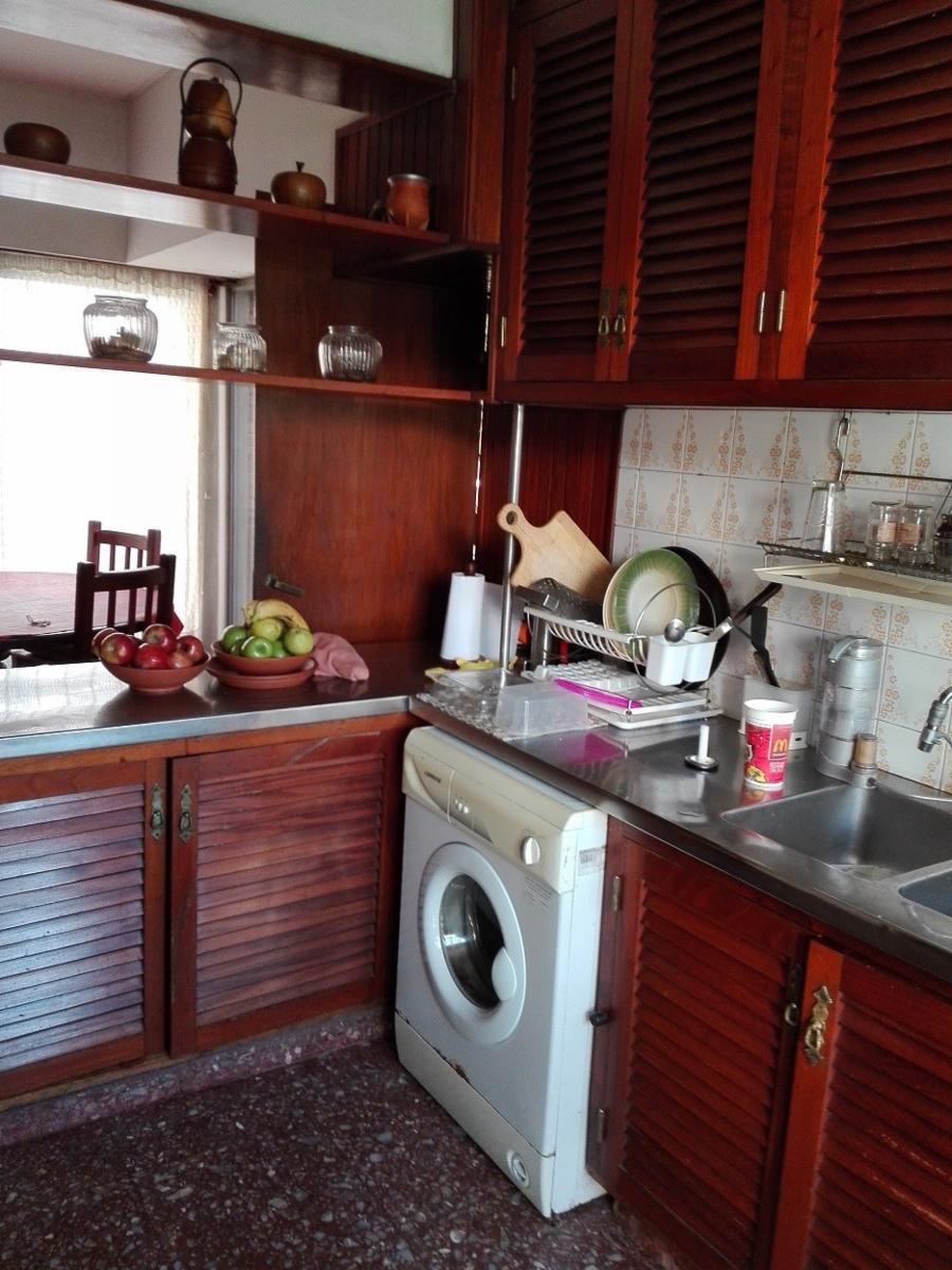 Bartolome Mitre 2100 · Almirante Brown — foto 3