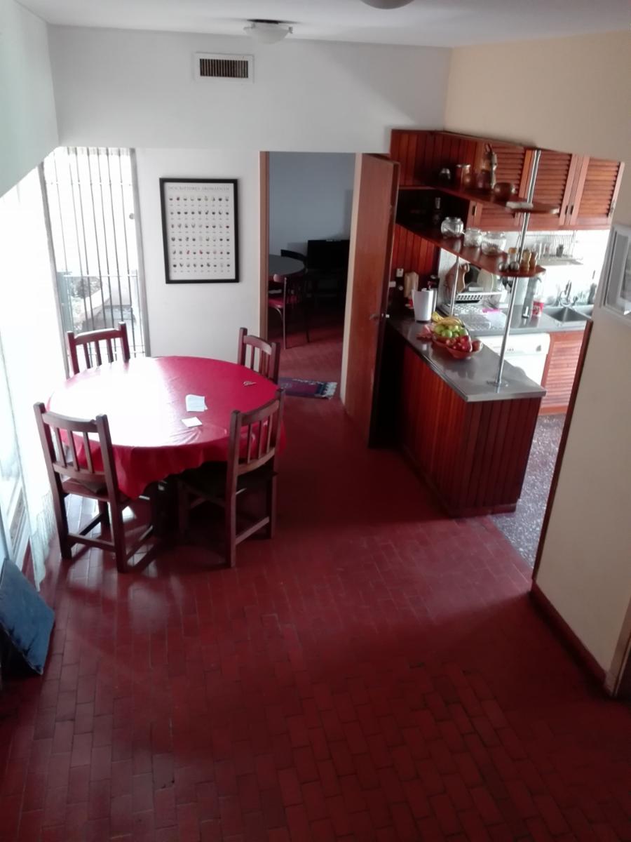 Bartolome Mitre 2100 · Almirante Brown — foto 27
