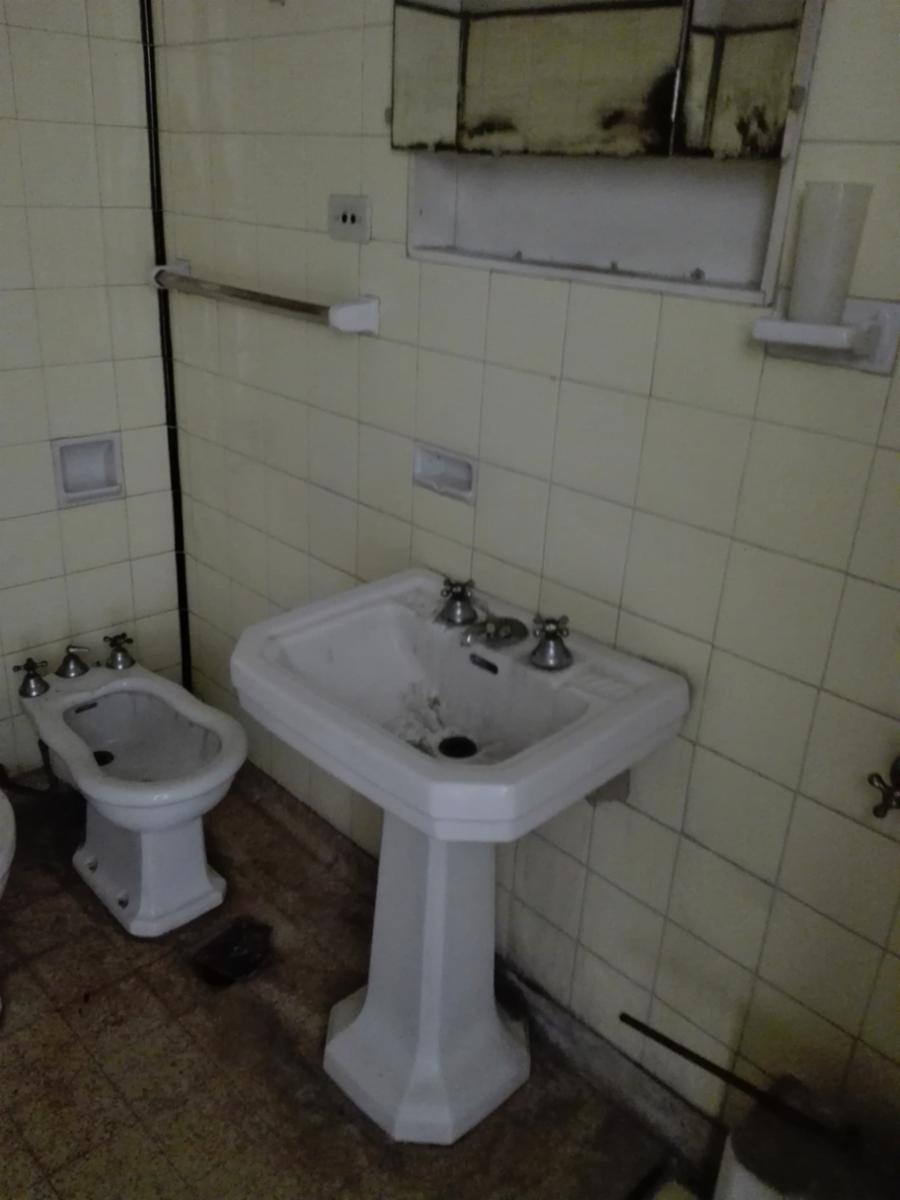 Bartolome Mitre 2100 · Almirante Brown — foto 36