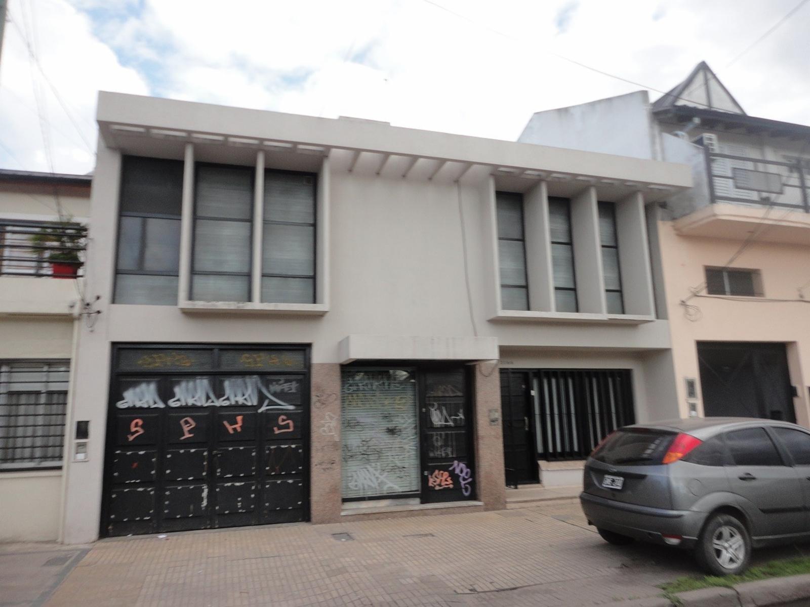 Bartolome Mitre 2100 · Almirante Brown — foto 56