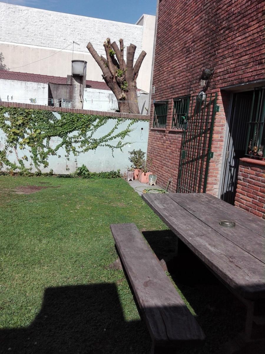 Bartolome Mitre 2100 · Almirante Brown — foto 9