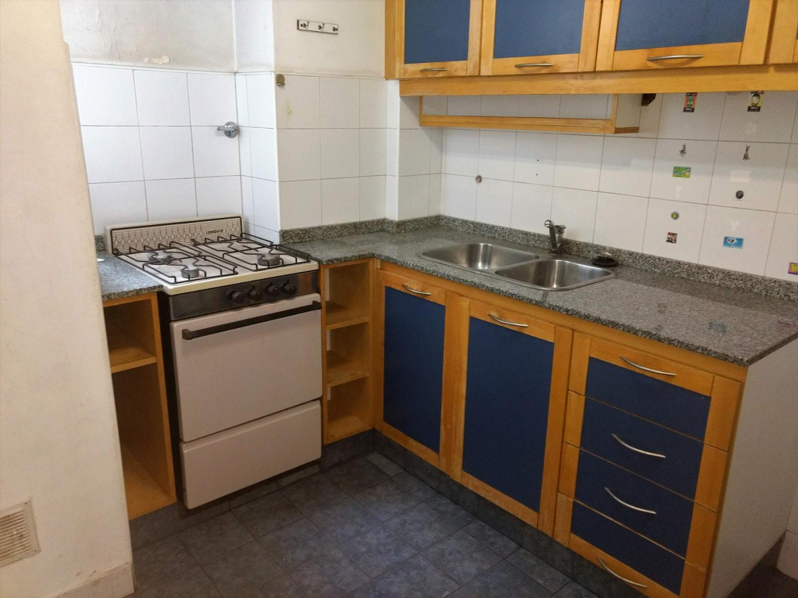 Joaquin V. González al 100 · Floresta — foto 15