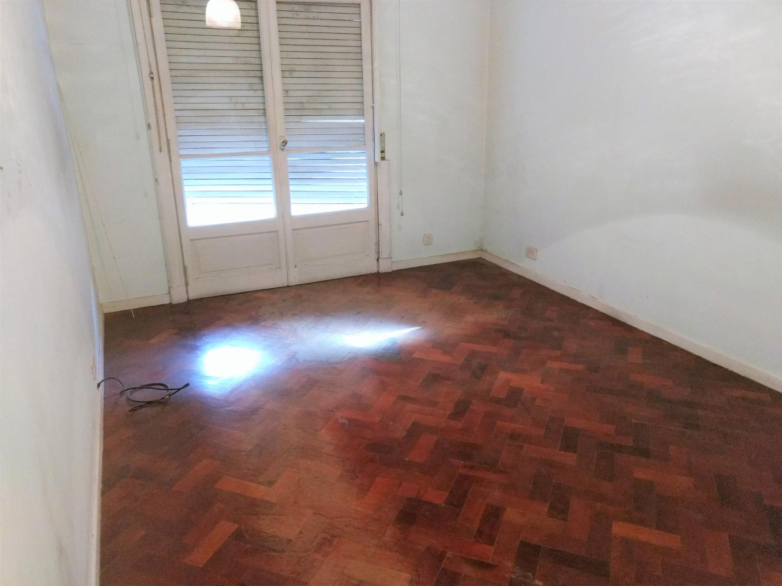Joaquin V. González al 100 · Floresta — foto 6