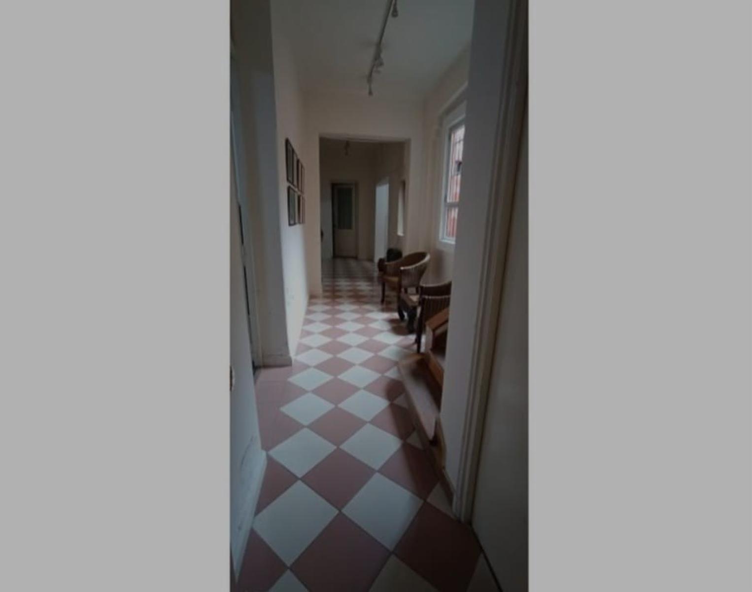 VENDO CHALET 6 AMB CON GARAGE (ZONA LA PERLA) MDP · General Pueyrredon — foto 5