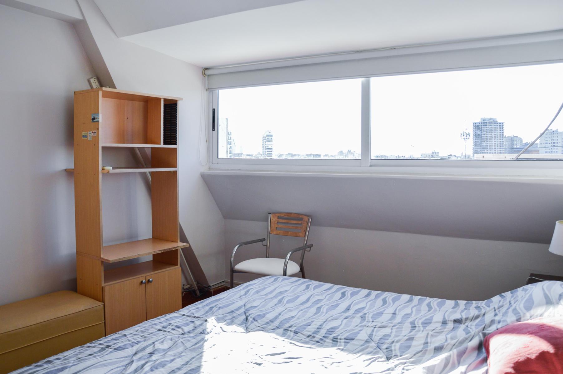 Departamento 3 ambientes - Amoblado -
