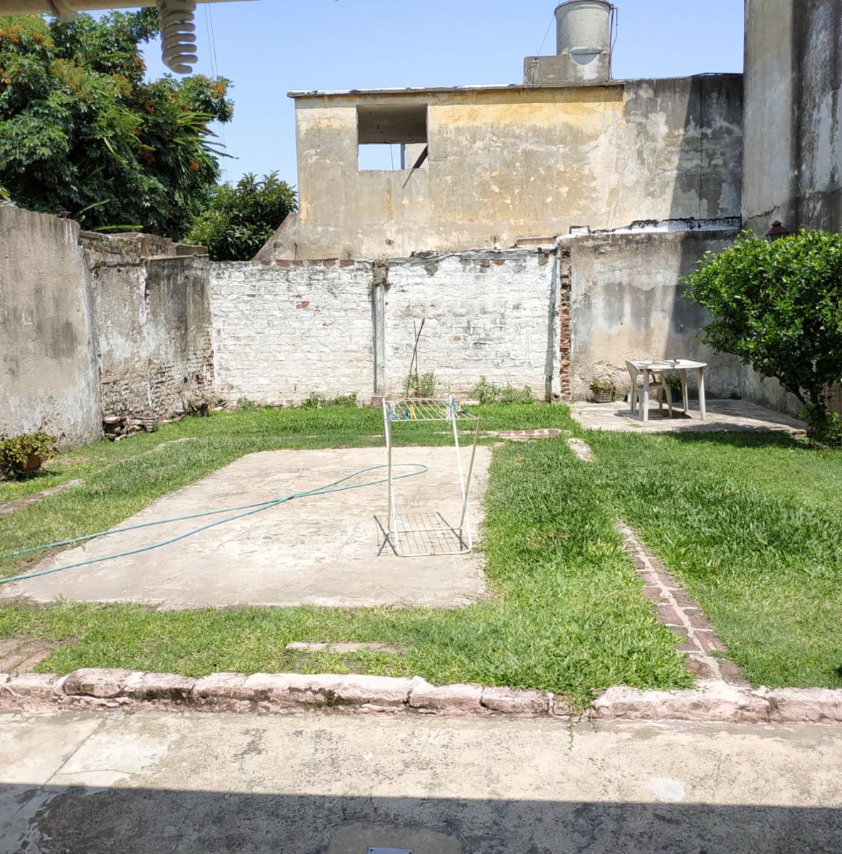 ESTADOS UNIDOS 3200 · Lanús — foto 6