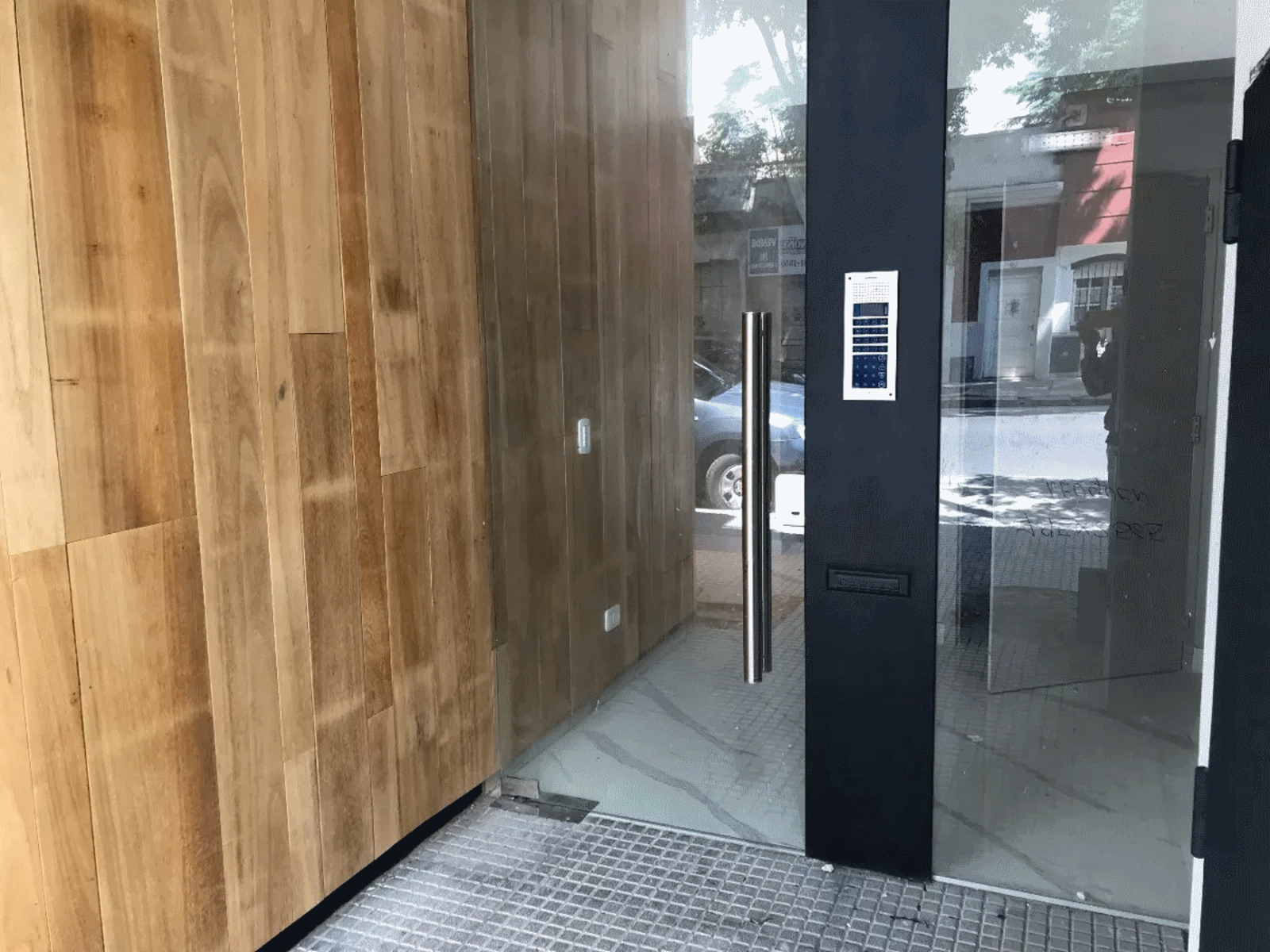 Neuquen 2300 · Villa General Mitre — foto 4