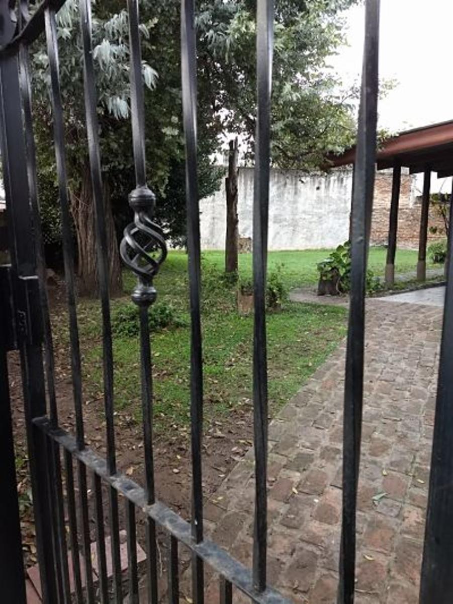 Avenida Jorge Novak · Florencio Varela — foto 8