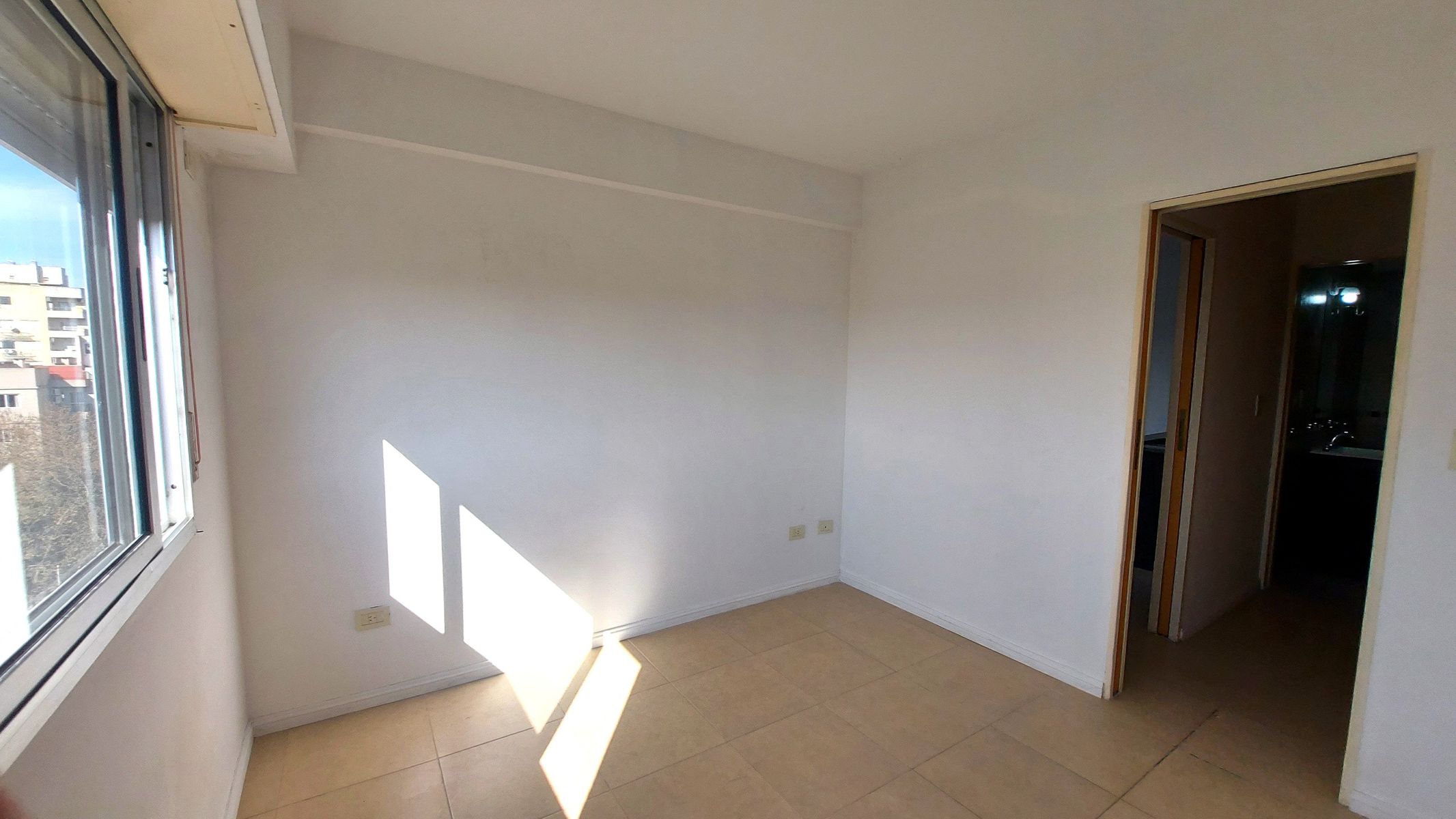 Mitre 1543 · Morón — foto 12