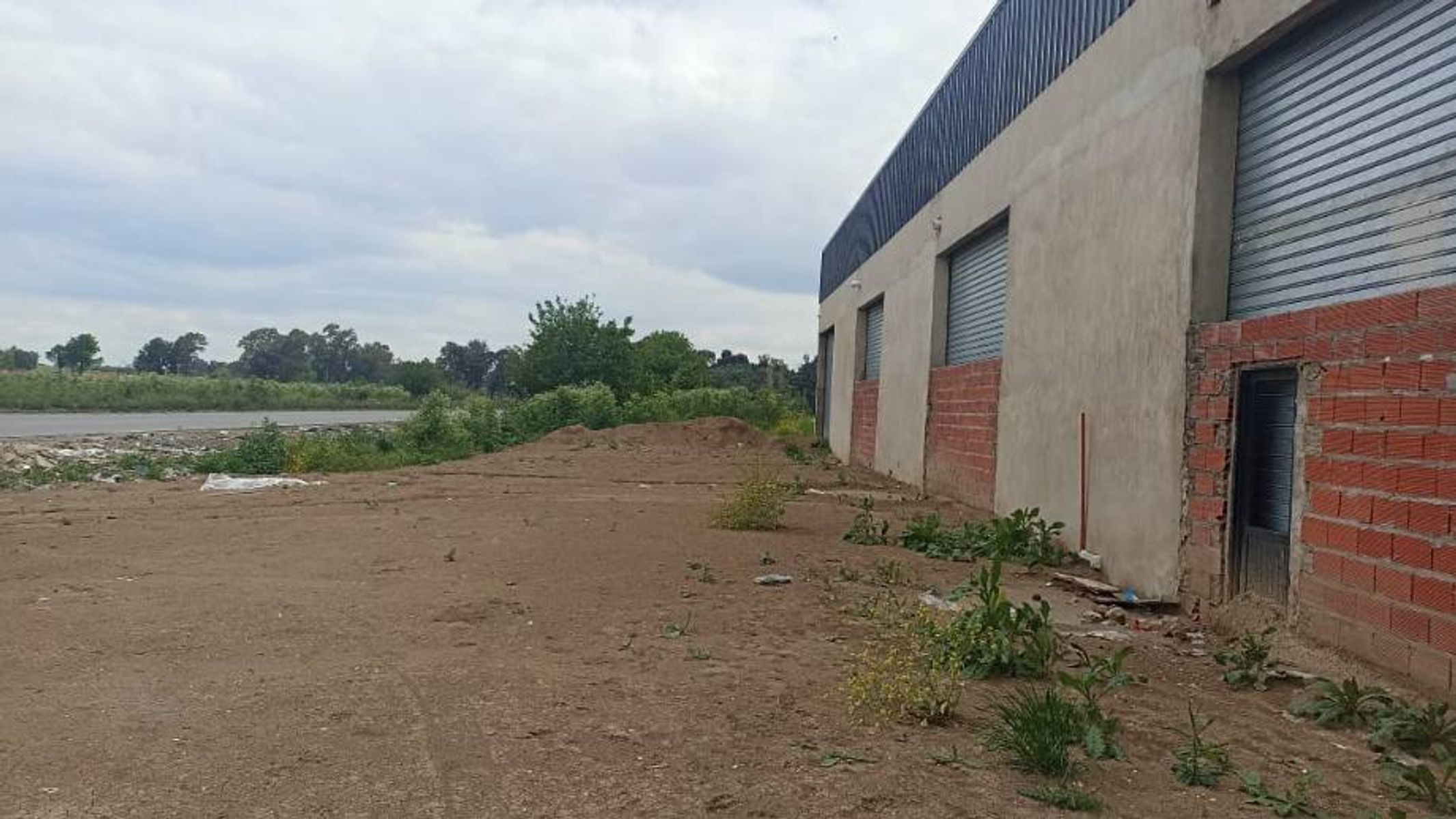 GALPON INDUSTRIAL EN ALQUILER -