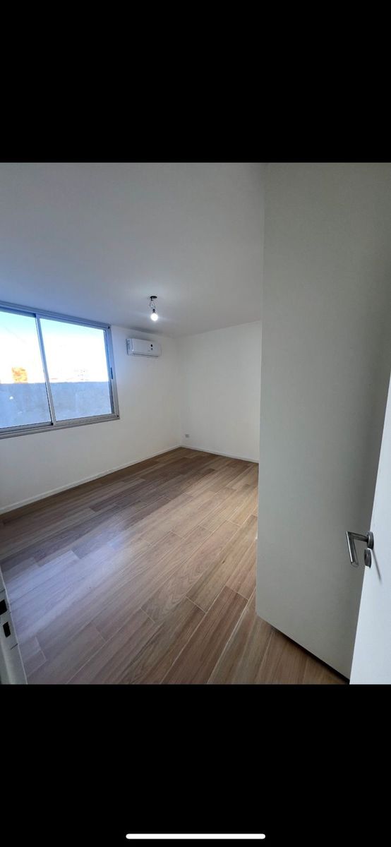 Villegas 2474 · Morón — foto 4