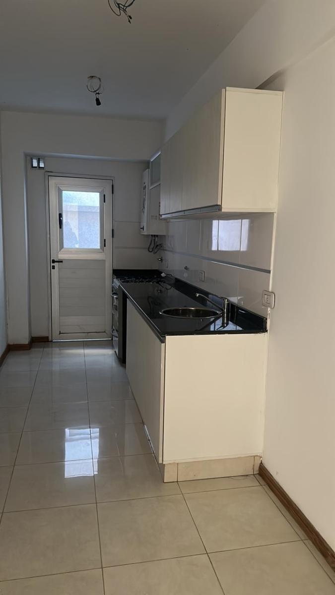 RIVADAVIA 9819 · Villa Luro — foto 9