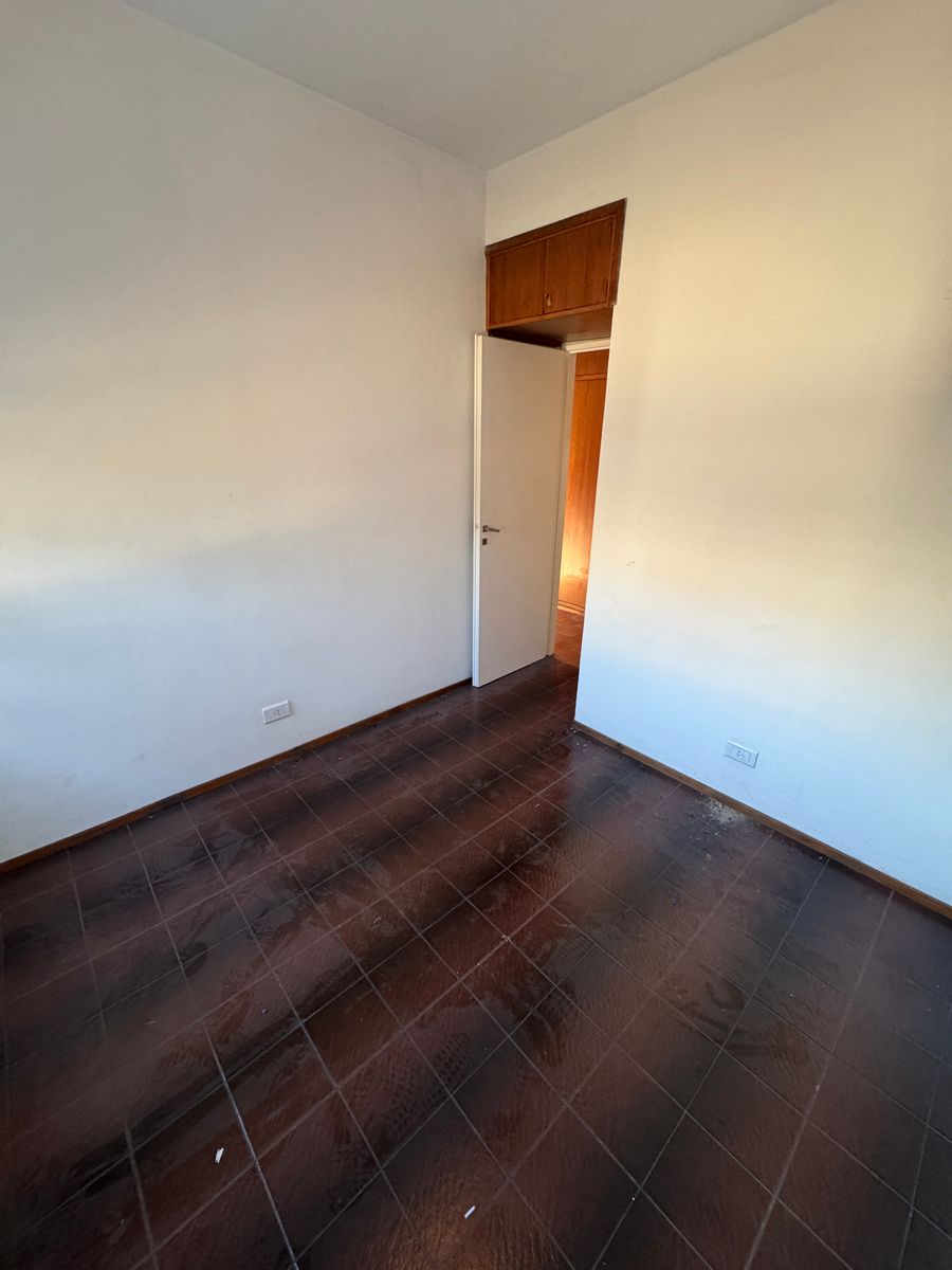 Dr. Arturo Melo 5292 · Lanús — foto 18