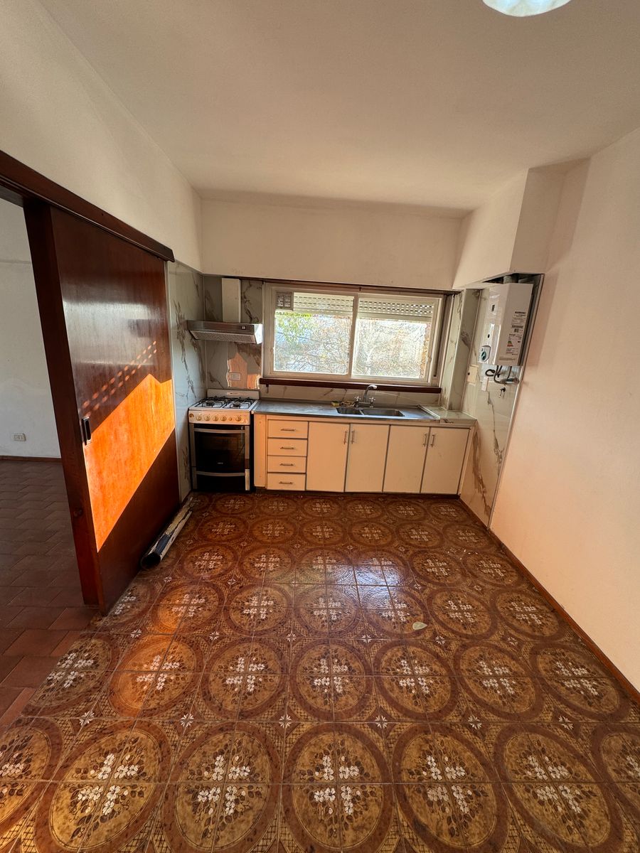 Dr. Arturo Melo 5292 · Lanús — foto 6