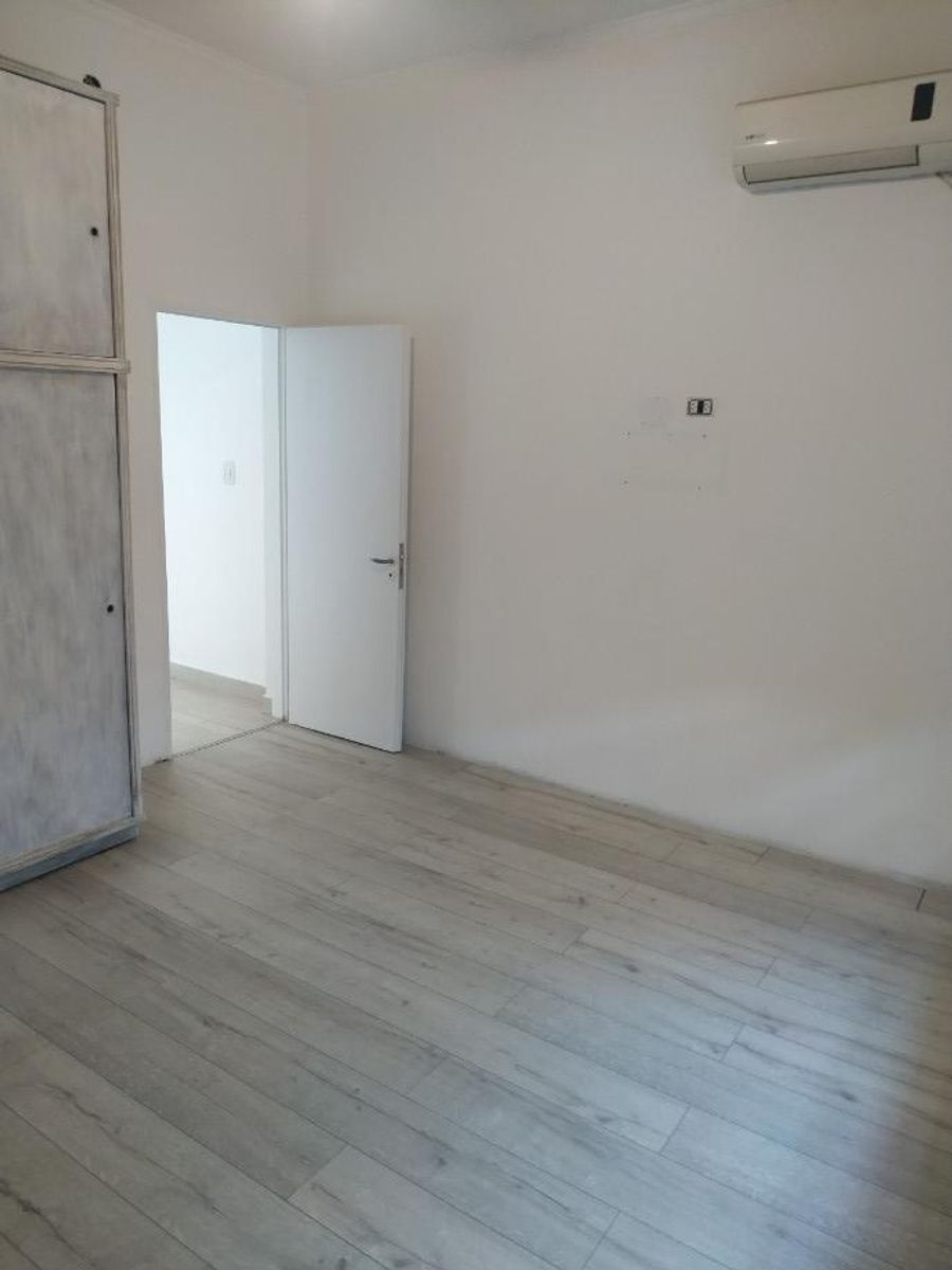Larralde 1300 · Morón — foto 14
