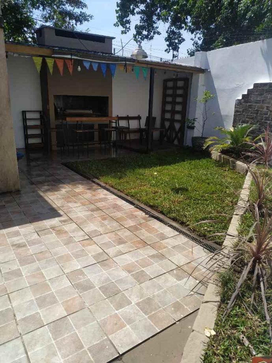 Larralde 1300 · Morón — foto 20